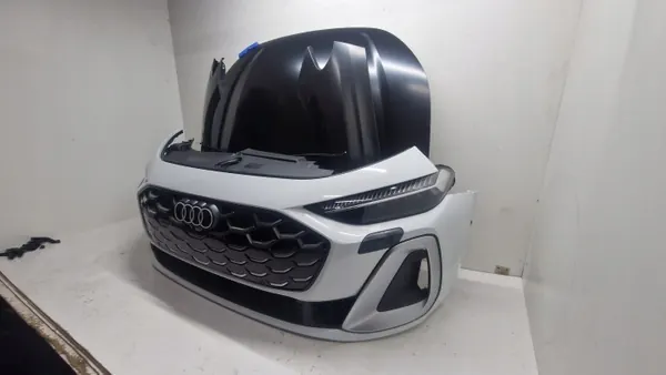Audi A5 B10 8B Complete Voorbumper Set Gebruikt image 3
