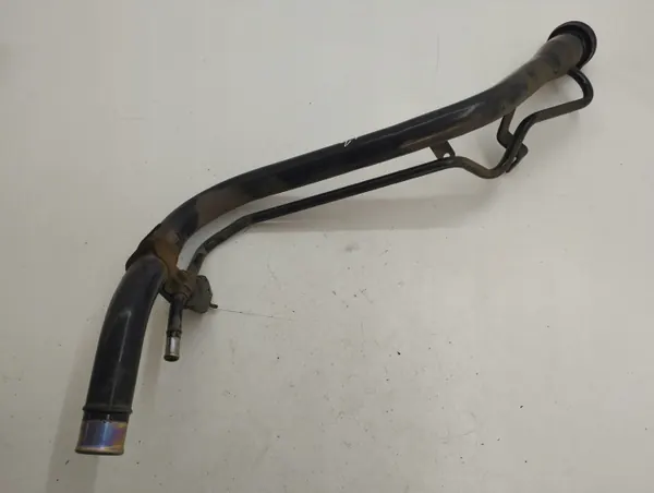 Honda CR-V 2013 Bränslefyllningshals OEM AMD100209 image 2