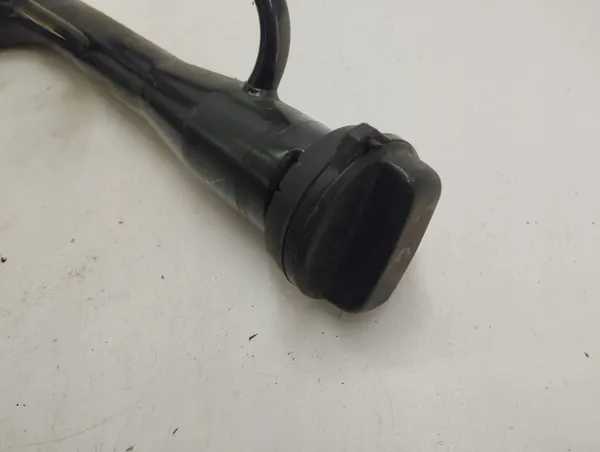Honda CR-V 2013 Bränslefyllningshals OEM AMD100209 image 4