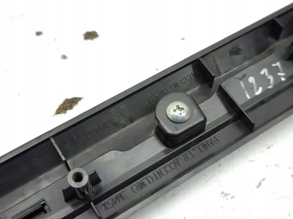 Cadre de rangement Mitsubishi Pajero 2007 OEM 7221A572ZZ image 3