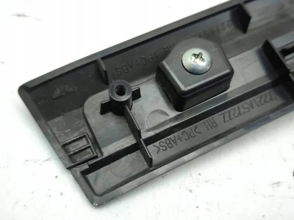Cadre de rangement Mitsubishi Pajero 2007 OEM 7221A572ZZ image 4