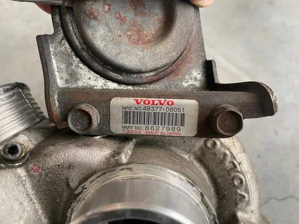 Turbocompresor VOLVO 2.0 T 8627989 image 6