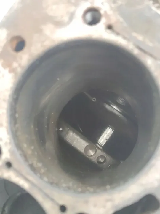Bloco Motor Mitsubishi 4D56U - Completo Usado image 3