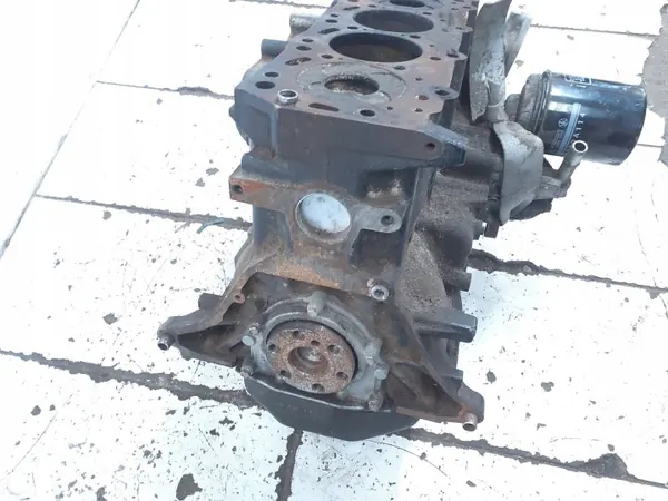 Bloco Motor Mitsubishi 4D56U - Completo Usado image 5