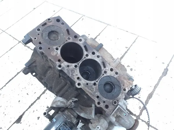 Bloco Motor Mitsubishi 4D56U - Completo Usado image 6