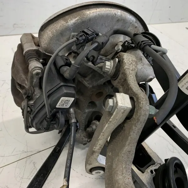 Snodo Sospensione Posteriore Destro Audi A4 B9 8W LIFT 2022 OEM image 8