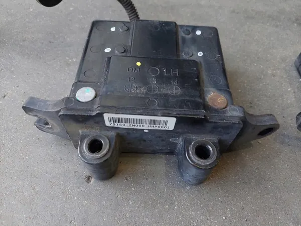 Sensor de capó derecho Hyundai Santa Fe III 79160-2W000 image 3