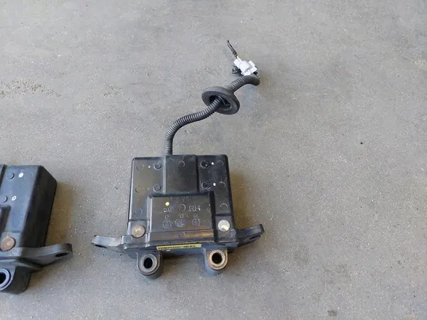 Sensor de capó derecho Hyundai Santa Fe III 79160-2W000 image 5