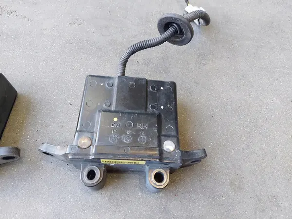 Sensor de capó derecho Hyundai Santa Fe III 79160-2W000 image 6