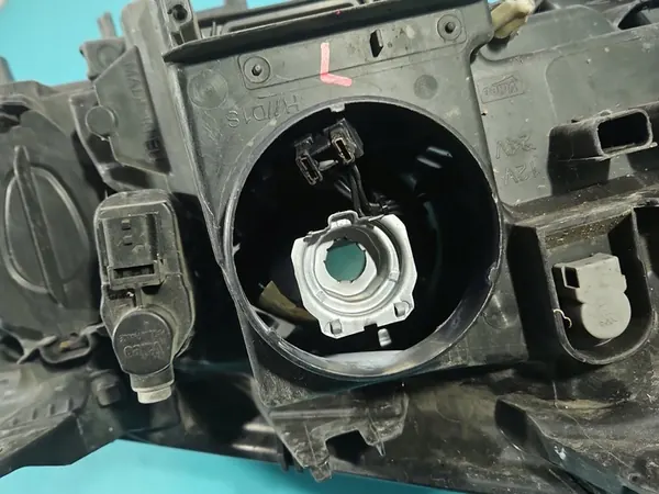 Vasen Ajovalo Renault Laguna III Standardlinssi image 10