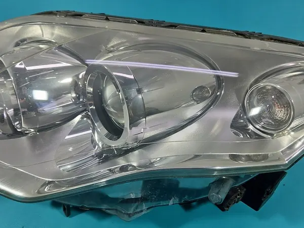 Vasen Ajovalo Renault Laguna III Standardlinssi image 4