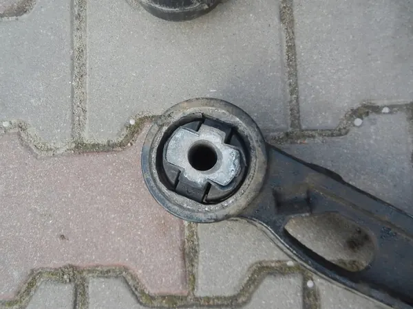 Braccio di controllo sinistro destro DUCATO BOXER JUMPER 14- OEM 1374223080 image 3