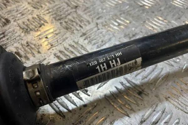 Höger Framdrev VW GOLF VI CABRIO 1.4L bensin OEM image 2