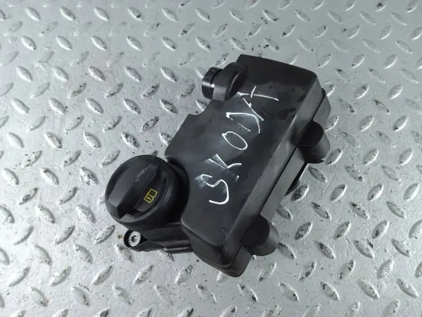 Oljefyllkapsel OEM 05C103495B för Skoda Octavia 4 image 2