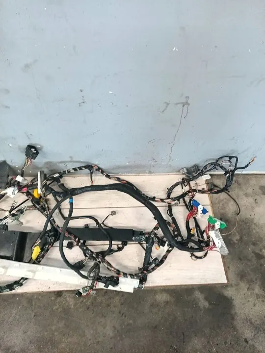 Faisceau de tableau de bord OEM 68231258AD Dodge Durango 2014 image 4