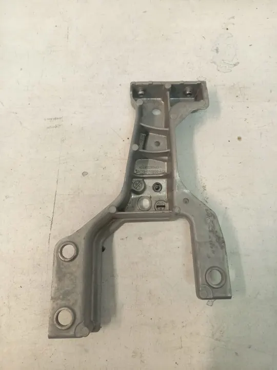 Suporte direito viga dianteira Jaguar XE XF OEM image 4