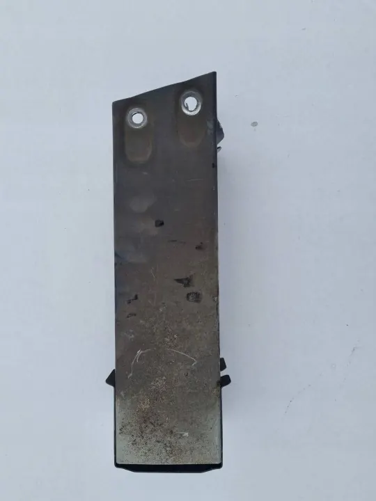 Tesla Y Vasen puskuri OEM 1515089SNB - Käytetty image 3