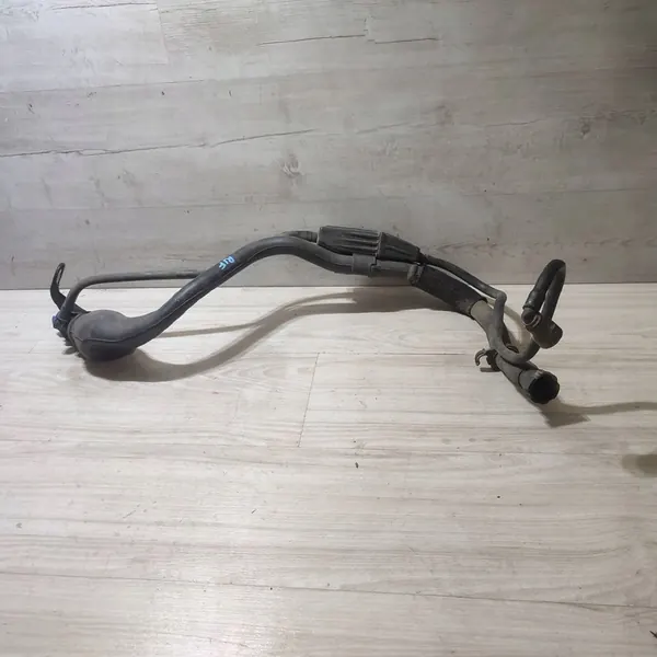 Goulotte AdBlue Peugeot Rifter image 1