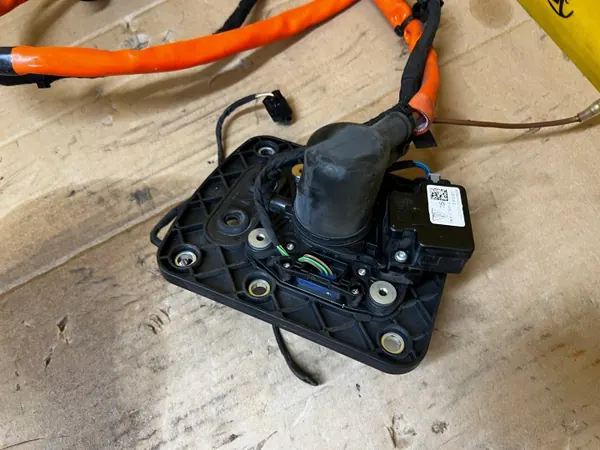 Enchufe de carga OEM 97061015803 para Porsche Panamera image 9
