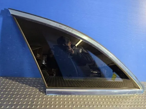 Vitres latérale arrière gauche Mercedes-Benz C W205 2024 A2056703702 image 3