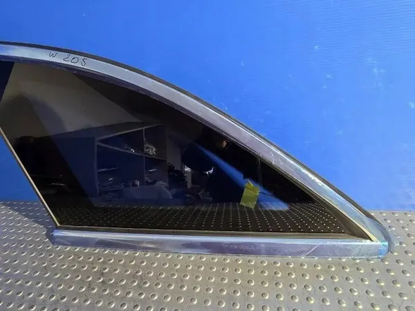 Vitres latérale arrière gauche Mercedes-Benz C W205 2024 A2056703702 image 6