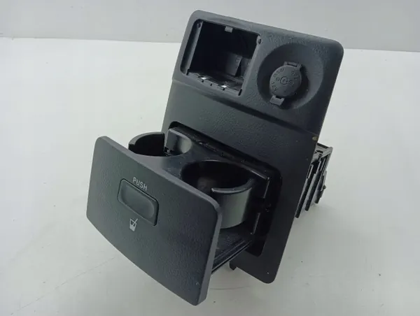 OEM 846543E500 Taka-mukiteline KIA Sorento 2007:lle image 3