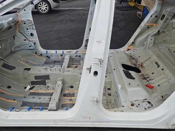 OEM IMPRK1534454 Pilar Central Esquerdo B Peugeot 3008 II image 3