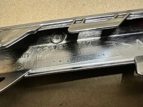 Conjunto de cromo de para-choque dianteiro Volkswagen T-Roc 17-22 OEM image 7