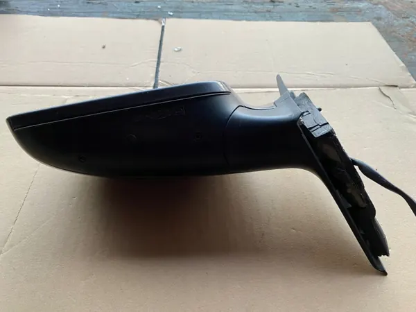 VW Passat B5 Kombi vänster elektrisk spegel OEM E1020479 image 10