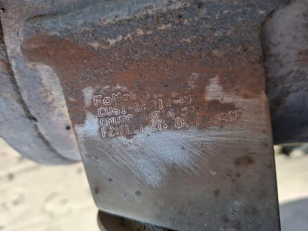 OEM CV61-5E211-KF Katalysaattori Focus MK3 ST:lle image 4