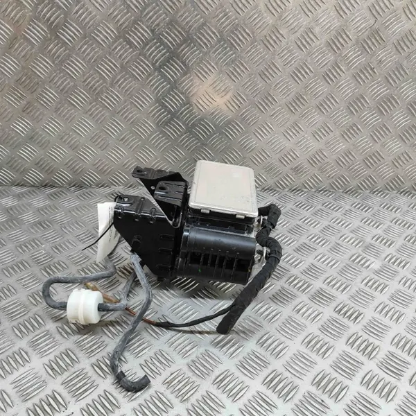 Mercedes-Benz EQE Veringscompressor OEM A2979013903 image 2