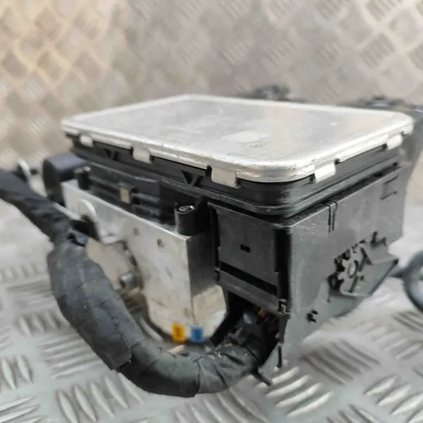 Mercedes-Benz EQE Veringscompressor OEM A2979013903 image 4