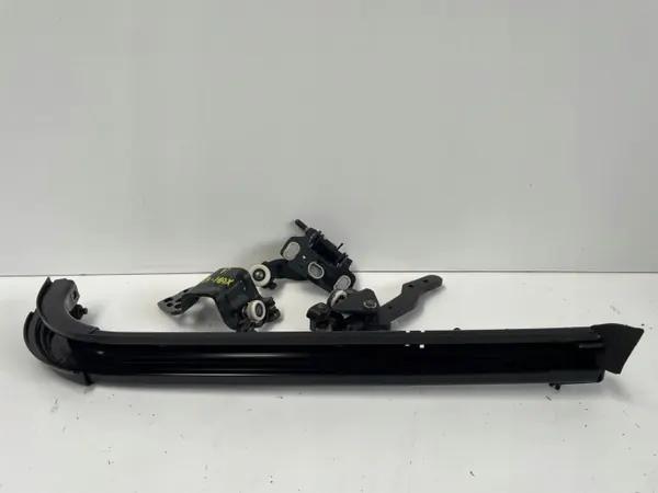 Rail de guidage porte droite arrière OEM AV11R25028AE image 2