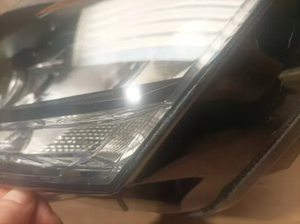 FABIA IV Farol Dianteiro Esquerdo 6VB941015 image 9