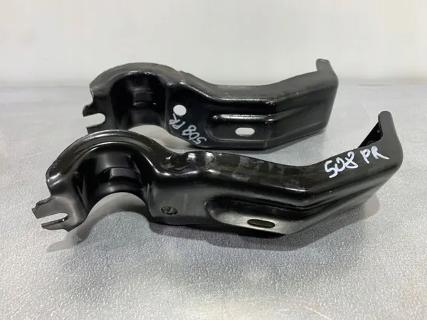 Peugeot 508 framstabilisatorfäste OEM 9682243280 image 2