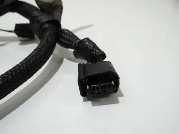 Harness de cables BMW E60 OEM 6928373 - Usado image 3