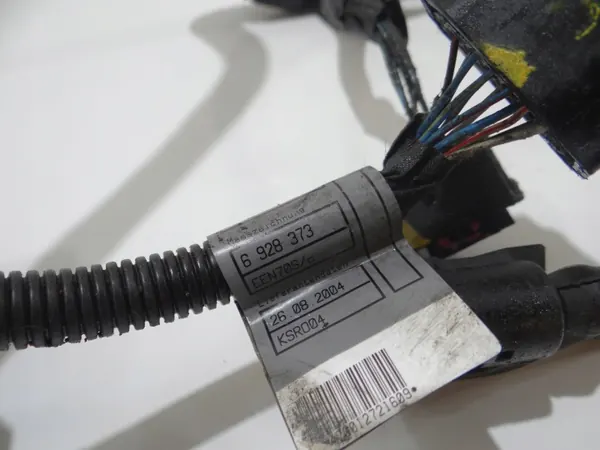 Harness de cables BMW E60 OEM 6928373 - Usado image 5