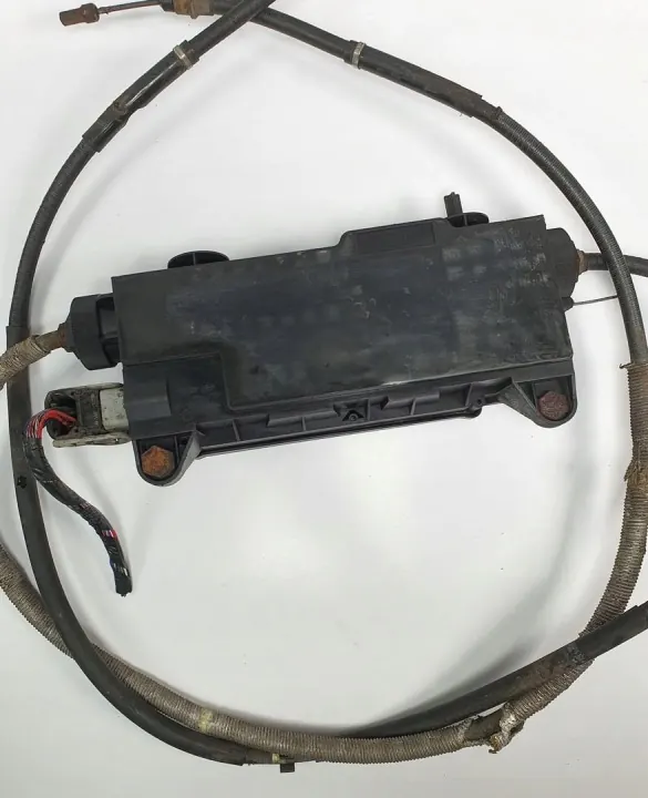 Sähköinen käsijarru OEM 3M51-2598-FC Ford Focusille image 7