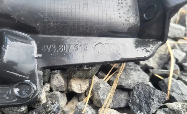 AUDI A3 8V S3 Deslizamento de Para-choque Frontal Esquerdo 8V3807319 image 3