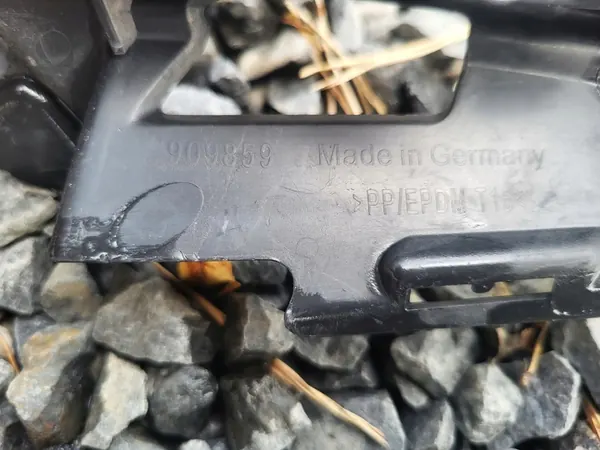 AUDI A3 8V S3 Deslizamento de Para-choque Frontal Esquerdo 8V3807319 image 4