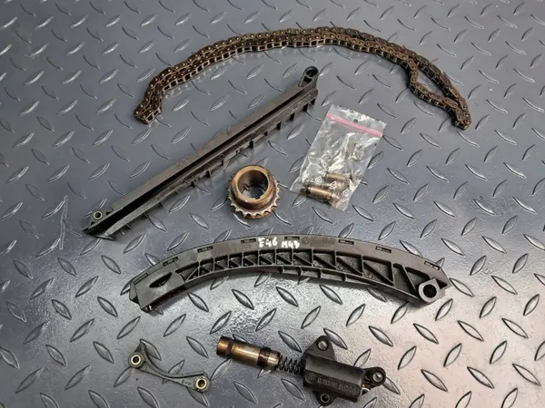 Kit de distribution OEM 1 435 969 pour BMW E46 316i/318i image 2