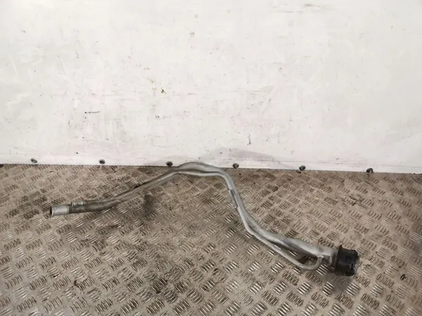 Täyttökaula OEM FBZ10822 Subaru Outbackille image 2