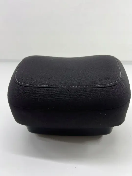 Framhuvudstöd vänster OEM ESP46724 för VW Passat B8 image 6