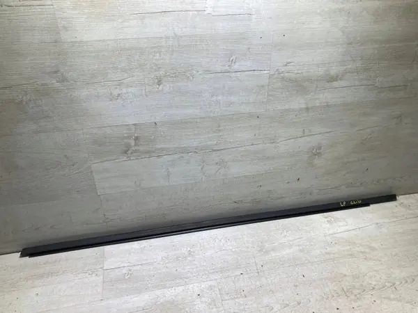 Joint vitre OEM sokolowski porte avant gauche image 2