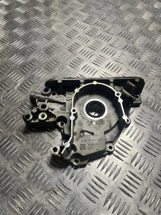 Selo de óleo Audi A3 8Y 1.0 TSI 05C103151B image 2