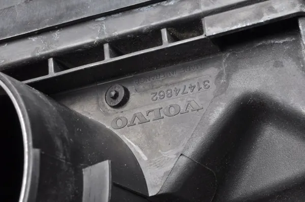Volvo Luftfiltergehäuse OEM 31474862 - Gebraucht image 5