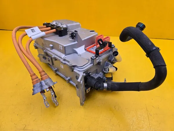 Convertidor Inverter Lynk & Co 01 OEM 8892690980 image 5