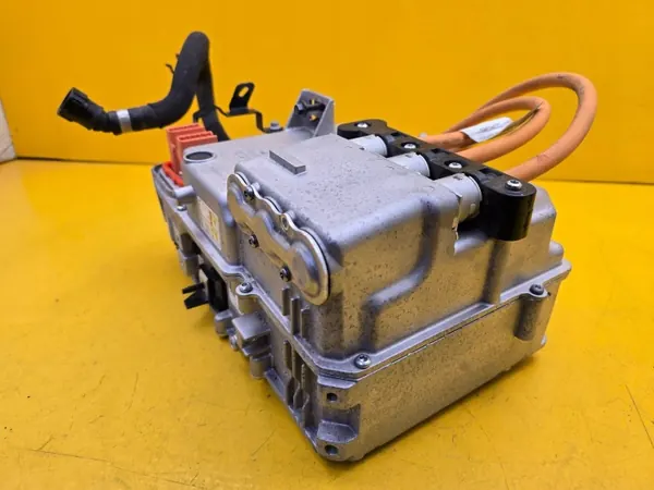 Convertidor Inverter Lynk & Co 01 OEM 8892690980 image 6