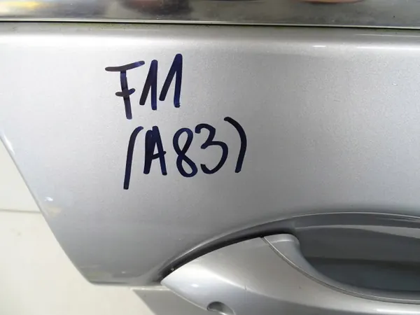 BMW F10 F11 A83 Rechter Voorportier OEM 15916810607 image 10