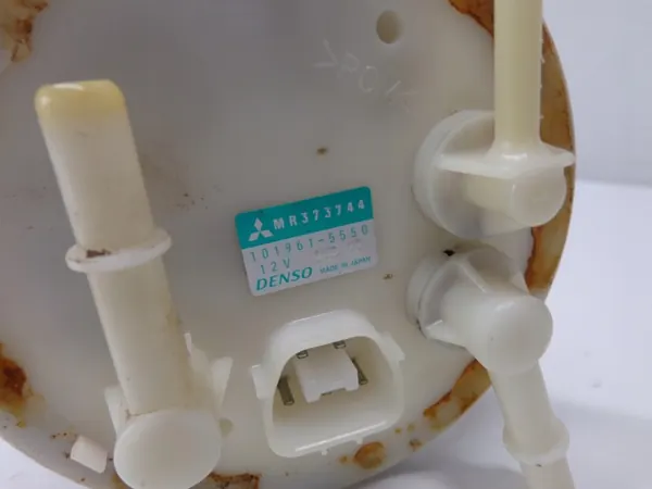 Bomba de combustible MITSUBISHI PAJERO PININ 1.8 GDI MR373744 image 3